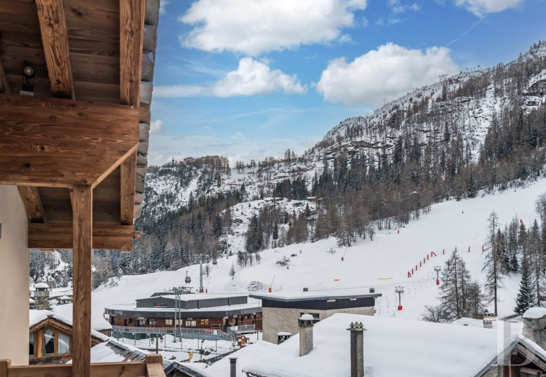 A former village house completely renovated to create a luxurious chalet in Tignes-les-Brévières in Savoie - photo  n°25